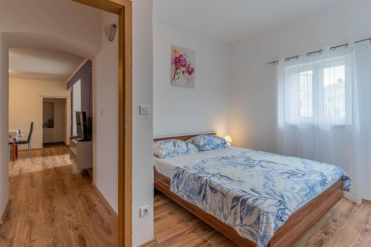 Apartment Jurasic Orlec Eksteriør bilde