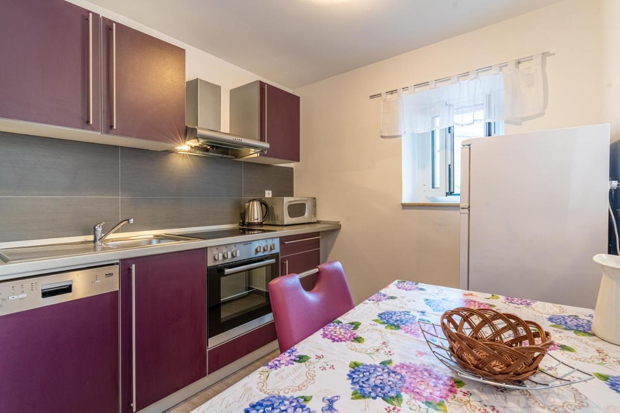 Apartment Jurasic Orlec Eksteriør bilde