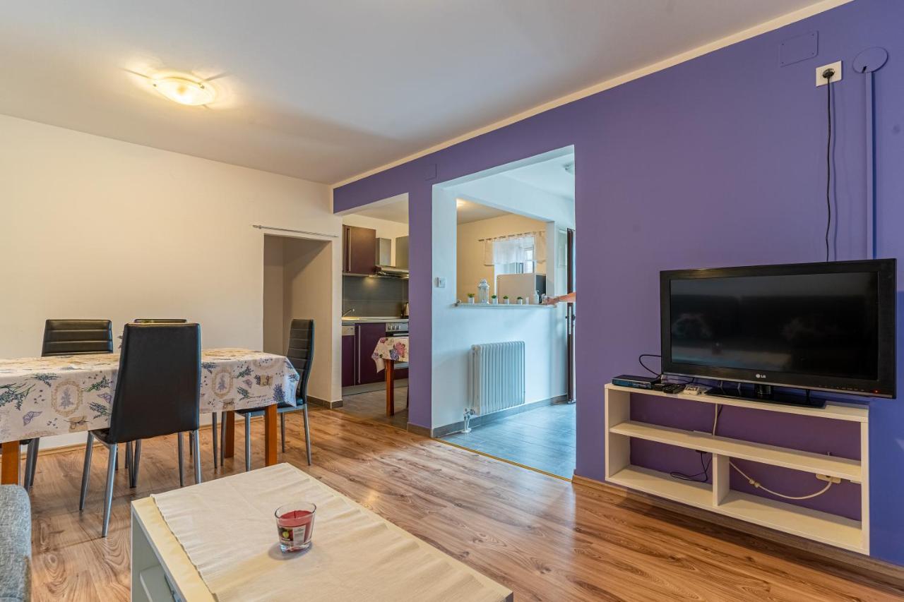 Apartment Jurasic Orlec Eksteriør bilde
